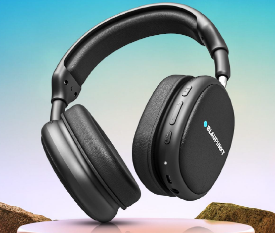 BH31 AudioX Over Ear Headphone